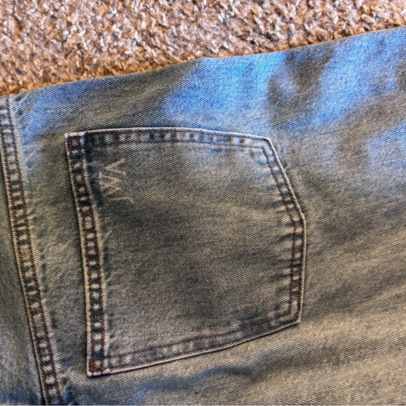 JW Anderson x Uniqlo - Picture 4 of 4